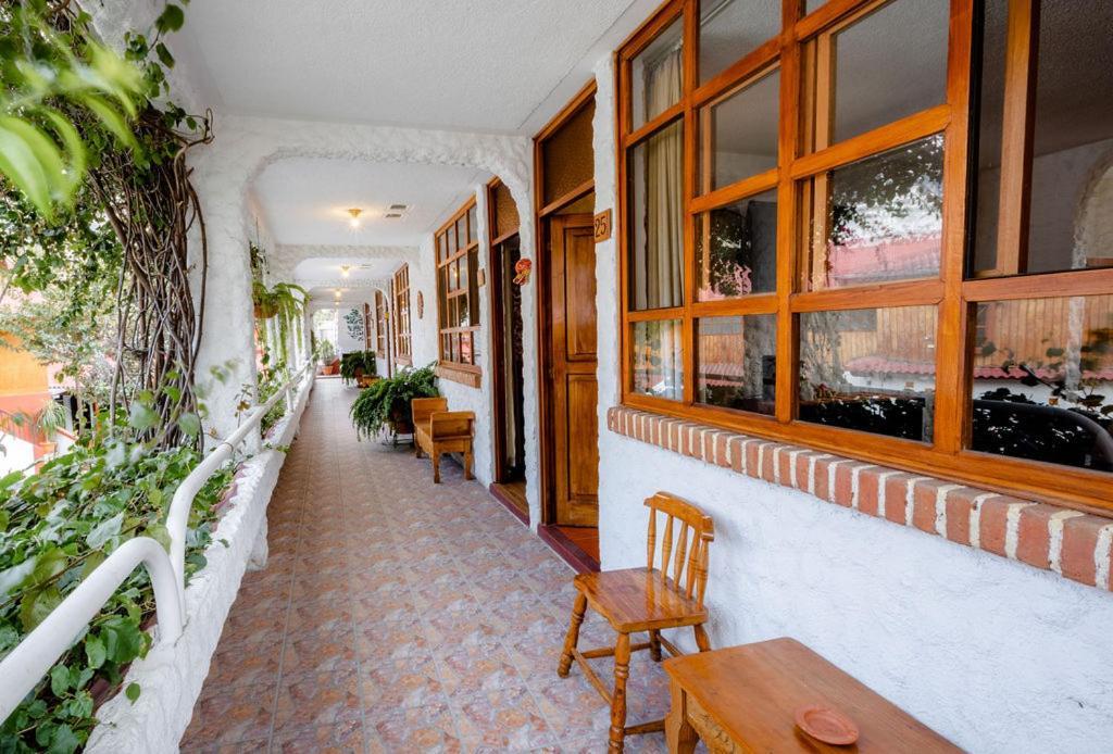 Hotel Fonda Del Sol Panajachel Extérieur photo